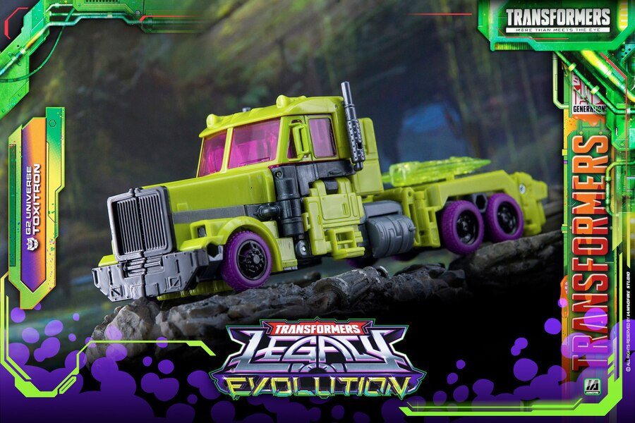 Legacy Evolution G2 Universe Toxitron Leader Toy Photography By IAMNOFIRE  (11 of 17)